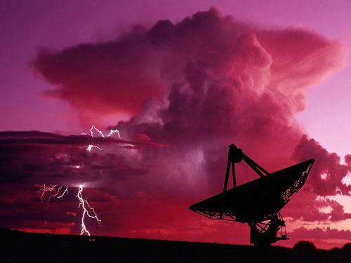 Небо, молнии.