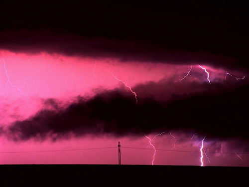 Небо, молнии.