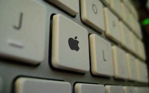 кнопка apple на клавиатуре