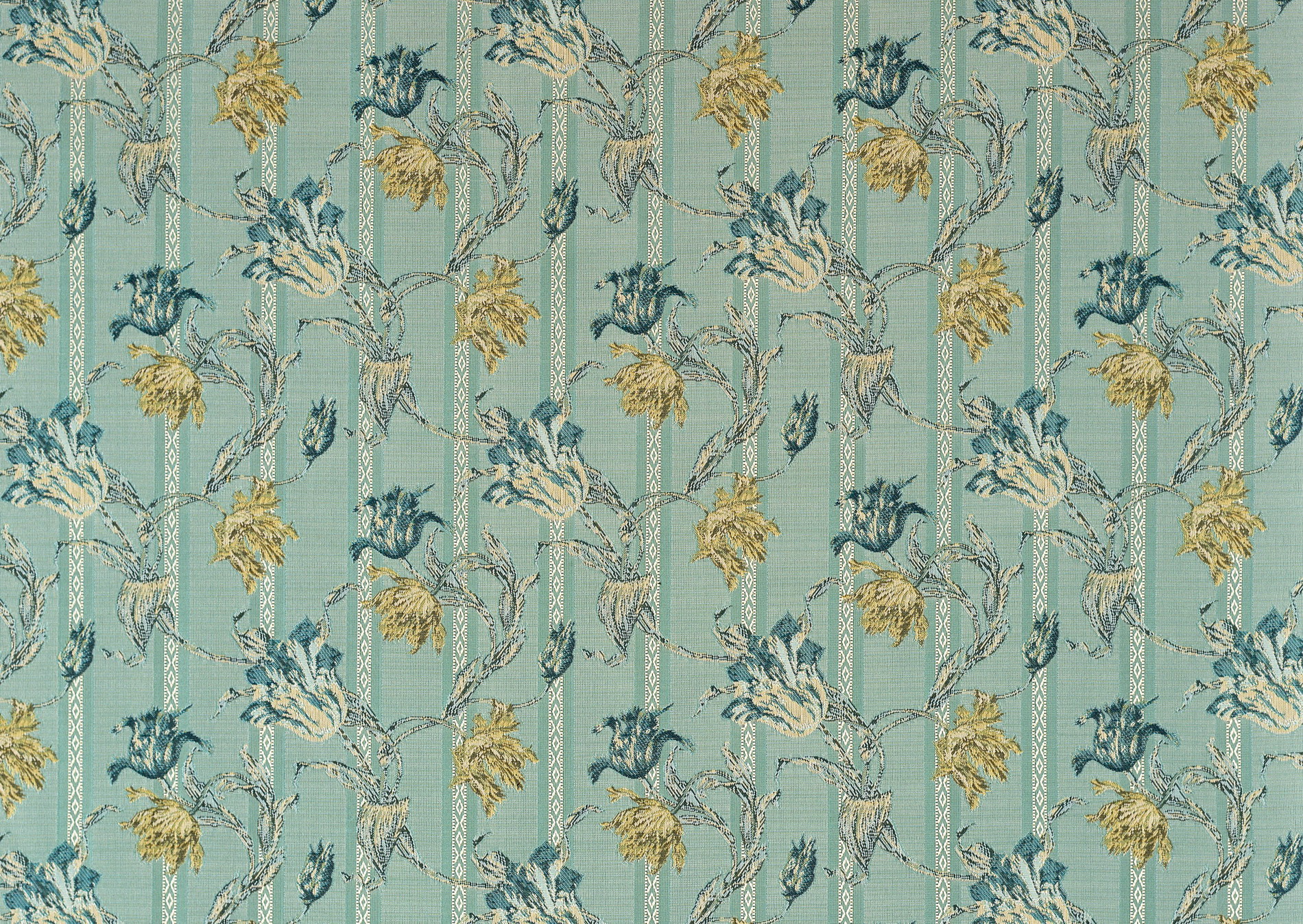 Обои с изображением обоев